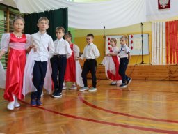 b_1024_768_0_00_images_2022_2023_Wydarzenia_3maja_342344925_1056623885299082_5631037784670088097_n